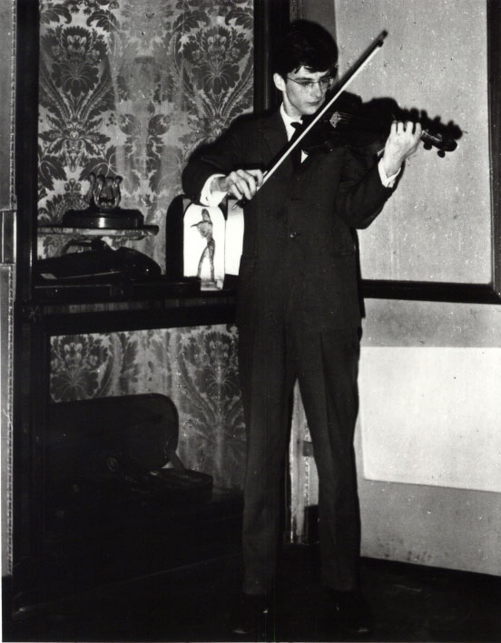Young Oleh playing Paganini's violin (1962)
